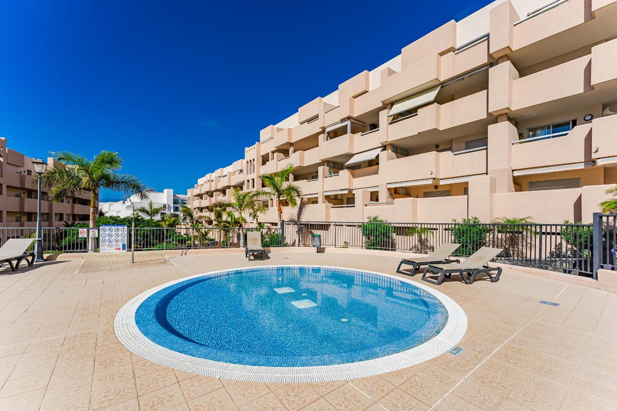 Cozy Apartment In Playa Paraiso Costa Adeje  Exterior foto